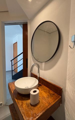 Apartamento à venda com 90m², 1 quarto e 2 vagas Apartamento à venda com 90m², 1 quarto e 2 vagasLavabo