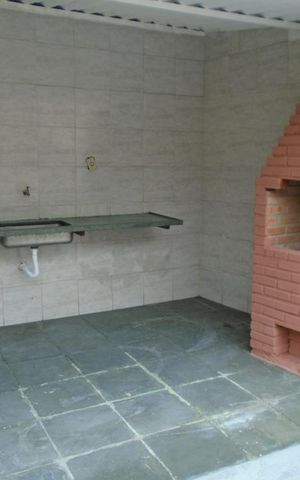 Casa à venda com 360m², 3 quartos e 2 vagas Casa à venda com 360m², 3 quartos e 2 vagasÁrea externa