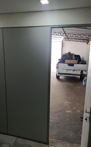 Casa à venda com 360m², 3 quartos e 2 vagas Casa à venda com 360m², 3 quartos e 2 vagasÁrea externa