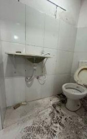 Casa à venda com 360m², 3 quartos e 2 vagas Casa à venda com 360m², 3 quartos e 2 vagasBanheiro