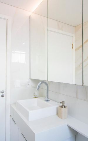 Apartamento à venda com 53m², 2 quartos e 2 vagas Apartamento à venda com 53m², 2 quartos e 2 vagasBanheiro do quarto 1