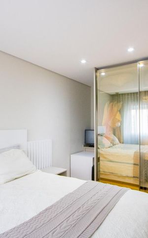 Apartamento à venda com 53m², 2 quartos e 2 vagas Apartamento à venda com 53m², 2 quartos e 2 vagasQuarto 1 - Suíte