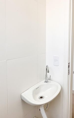 Apartamento à venda com 79m², 2 quartos e 1 vaga Apartamento à venda com 79m², 2 quartos e 1 vagaBanheiro de serviço