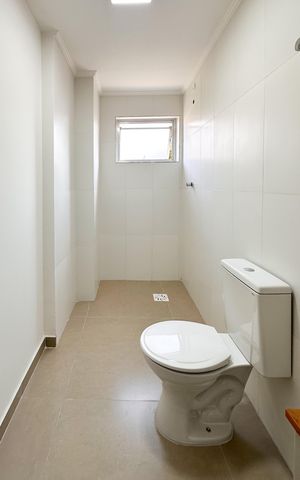 Apartamento à venda com 79m², 2 quartos e 1 vaga Apartamento à venda com 79m², 2 quartos e 1 vagaBanheiro Social