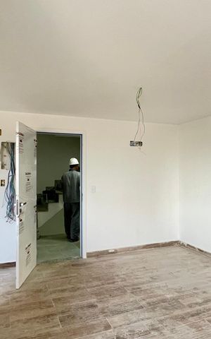 Apartamento à venda com 68m², 2 quartos e 1 vaga Apartamento à venda com 68m², 2 quartos e 1 vagaSala
