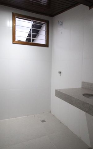 Casa à venda com 290m², 5 quartos e 3 vagasBanheiro da Suíte 2