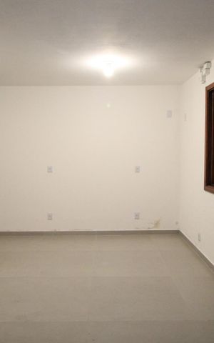 Casa à venda com 290m², 5 quartos e 3 vagasQuarto de Serviço