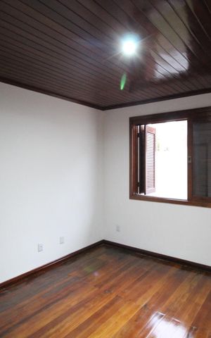 Casa à venda com 290m², 5 quartos e 3 vagasQuarto 4