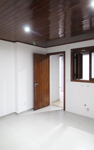 Casa à venda com 290m², 5 quartos e 3 vagasCozinha