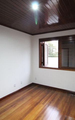 Casa à venda com 290m², 5 quartos e 3 vagasQuarto 3