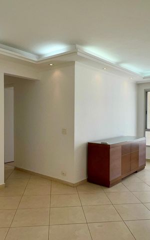 Apartamento à venda com 86m², 2 quartos e 1 vaga Apartamento à venda com 86m², 2 quartos e 1 vagaSala
