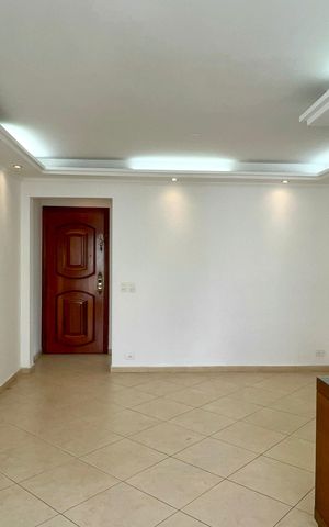 Apartamento à venda com 86m², 2 quartos e 1 vaga Apartamento à venda com 86m², 2 quartos e 1 vagaSala