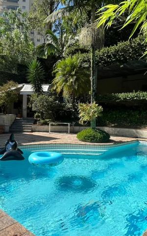 Casa de condomínio à venda com 853m², 4 quartos e 3 vagas