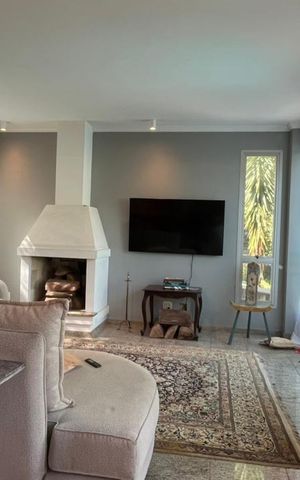 Casa de condomínio à venda com 853m², 4 quartos e 3 vagas