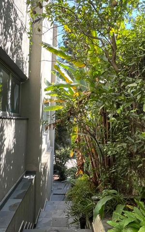 Casa de condomínio à venda com 853m², 4 quartos e 3 vagas
