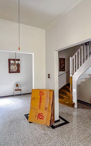 Casa à venda com 80m², 3 quartos e 1 vagaSala