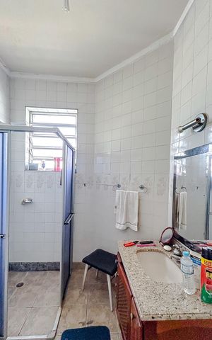 Casa à venda com 80m², 3 quartos e 1 vagaBanheiro
