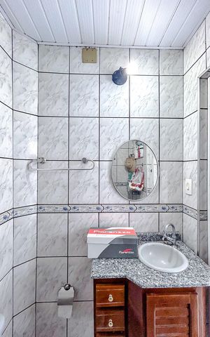 Casa à venda com 80m², 3 quartos e 1 vagaBanheiro de serviço