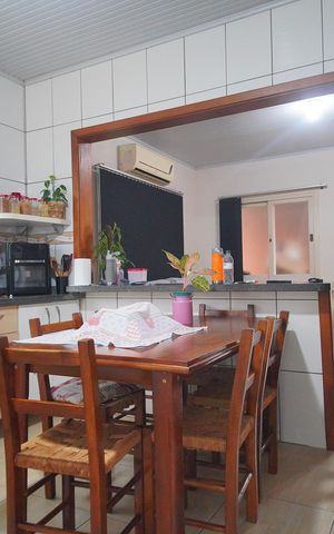 Casa à venda com 195m², 4 quartos e 2 vagasCozinha