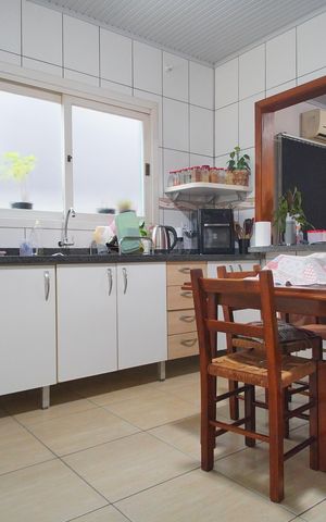 Casa à venda com 195m², 4 quartos e 2 vagasCozinha