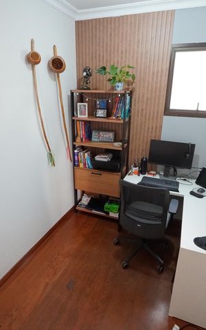 Apartamento à venda com 82m², 3 quartos e 2 vagasEscritório