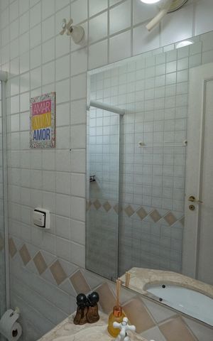 Apartamento à venda com 82m², 3 quartos e 2 vagasBanheiro