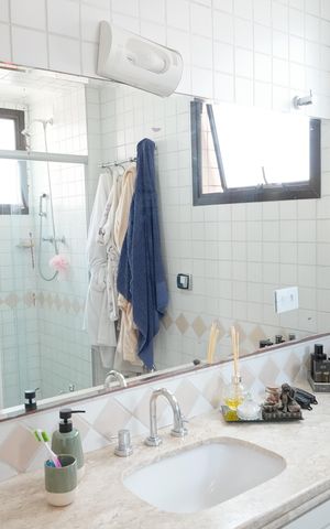 Apartamento à venda com 82m², 3 quartos e 2 vagasSuíte