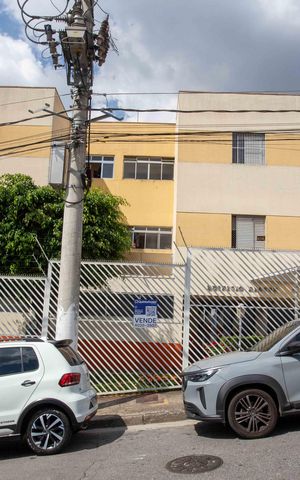 Apartamento para alugar com 73m², 2 quartos e 1 vagaFachada