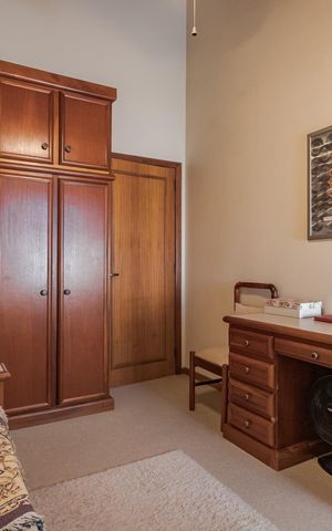 Casa de condomínio à venda com 181m², 4 quartos e 2 vagas Casa de condomínio à venda com 181m², 4 quartos e 2 vagasQuarto 2