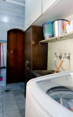 Casa para alugar com 350m², 3 quartos e 4 vagasÁrea de Serviço