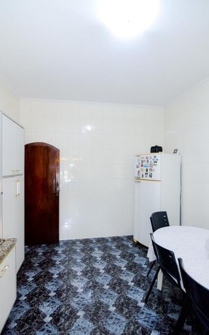 Casa para alugar com 350m², 3 quartos e 4 vagasCozinha