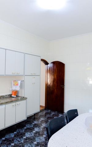 Casa para alugar com 350m², 3 quartos e 4 vagasCozinha