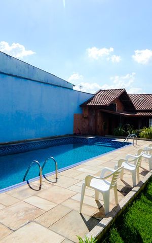Casa para alugar com 350m², 3 quartos e 4 vagasPiscina
