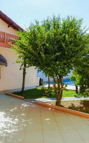 Casa para alugar com 350m², 3 quartos e 4 vagasQuintal