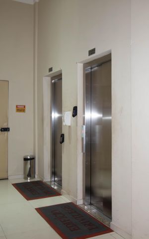 Apartamento à venda com 49m², 2 quartos e 1 vaga Apartamento à venda com 49m², 2 quartos e 1 vagaHall social