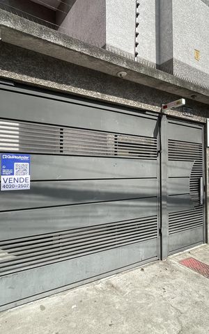 Apartamento à venda com 37m², 2 quartos e sem vaga Apartamento à venda com 37m², 2 quartos e sem vagaFachada+Placa
