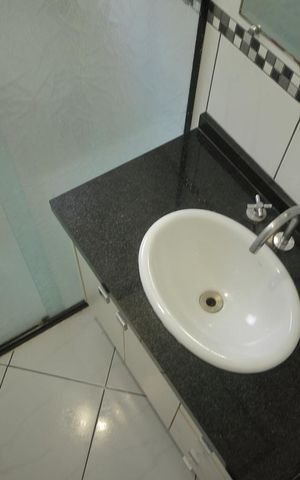 Apartamento à venda com 68m², 2 quartos e 1 vagaBanheiro 