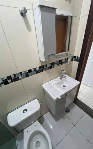 Casa à venda com 120m², 3 quartos e 1 vaga Casa à venda com 120m², 3 quartos e 1 vagaBanheiro