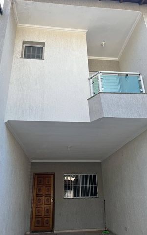 Casa à venda com 120m², 3 quartos e 1 vaga Casa à venda com 120m², 3 quartos e 1 vagaÁrea externa