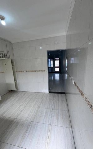 Casa à venda com 120m², 3 quartos e 1 vaga Casa à venda com 120m², 3 quartos e 1 vagaCozinha