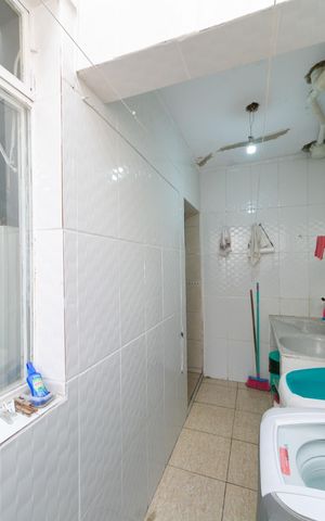 Casa à venda com 168m², 3 quartos e 2 vagas