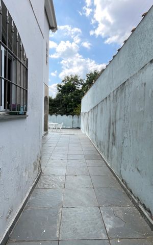 Casa à venda com 250m², 3 quartos e 2 vagas