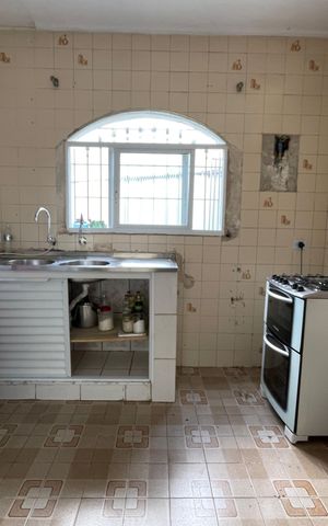 Casa à venda com 250m², 3 quartos e 2 vagas