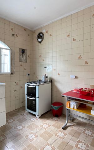 Casa à venda com 250m², 3 quartos e 2 vagas