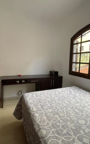 Casa à venda com 250m², 3 quartos e 2 vagas