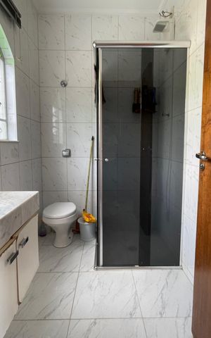 Casa à venda com 250m², 3 quartos e 2 vagas