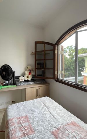 Casa à venda com 250m², 3 quartos e 2 vagas