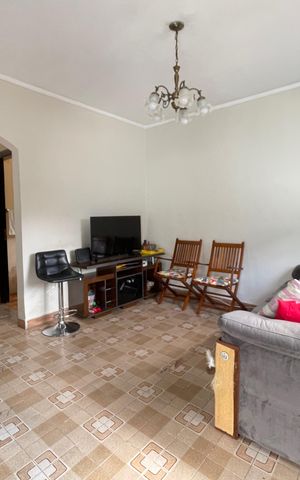 Casa à venda com 250m², 3 quartos e 2 vagas