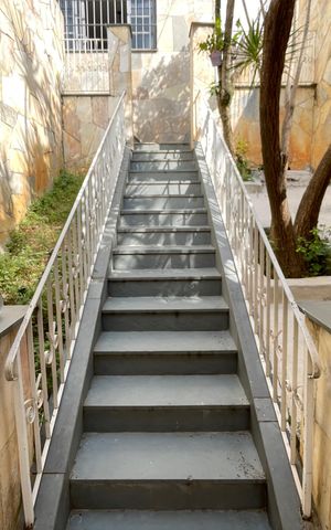 Casa à venda com 250m², 3 quartos e 2 vagas