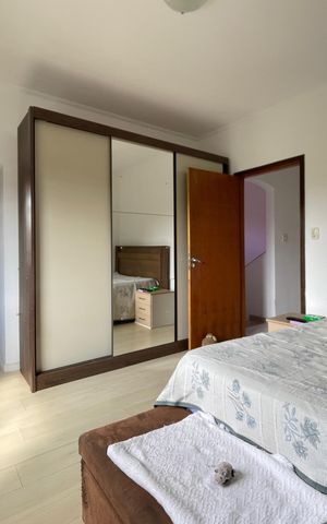 Casa à venda com 250m², 3 quartos e 2 vagas